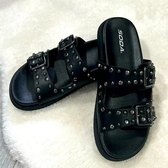 Buckle studded slip-on sandals